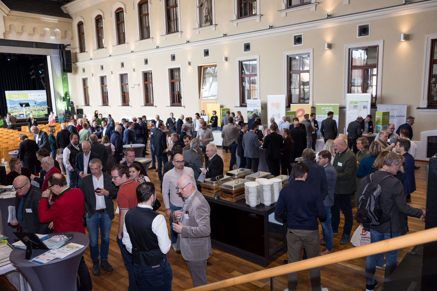 Reger Austausch zwischen den Teilnehmenden