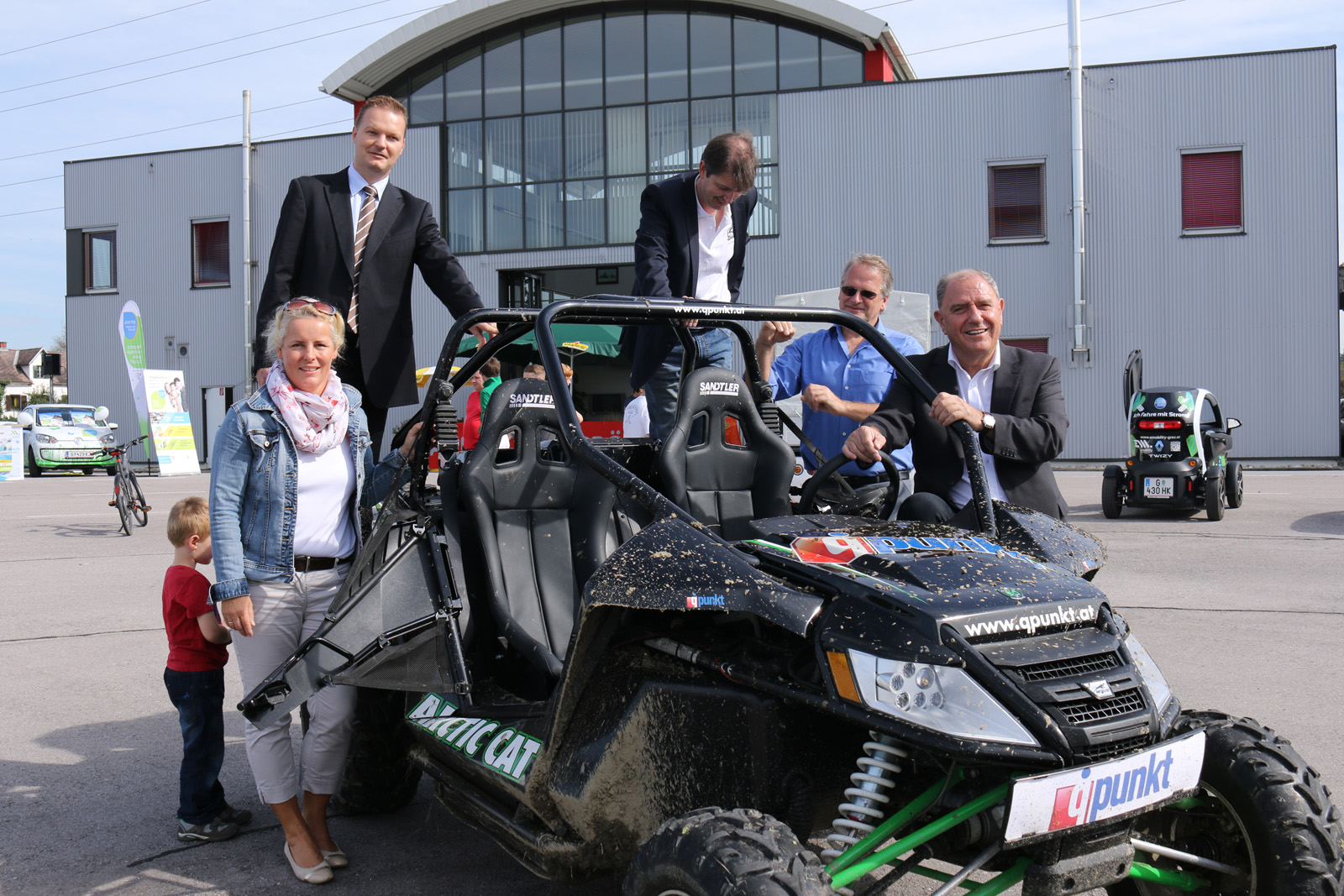 Am Bild v.l.: Mag.a Andrea Gössinger-Wieser; Gernot Erlach, MBA; DI Robert Schmied; Bgm. Dr. Peter Moser; LH-Stv. Siegfried Schrittwieser